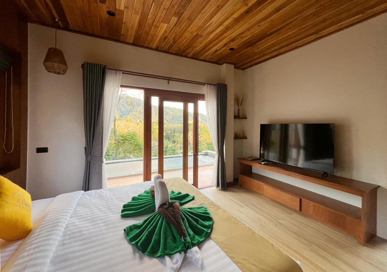 Alama Sea Village Resort - Sha Extra Plus Ko Lanta Esterno foto
